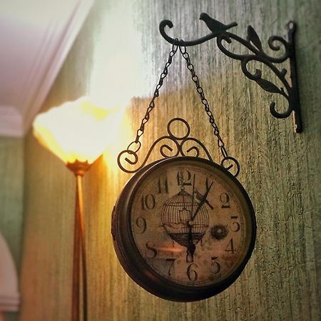 Hotel Pavo Tbilisi Buitenkant foto