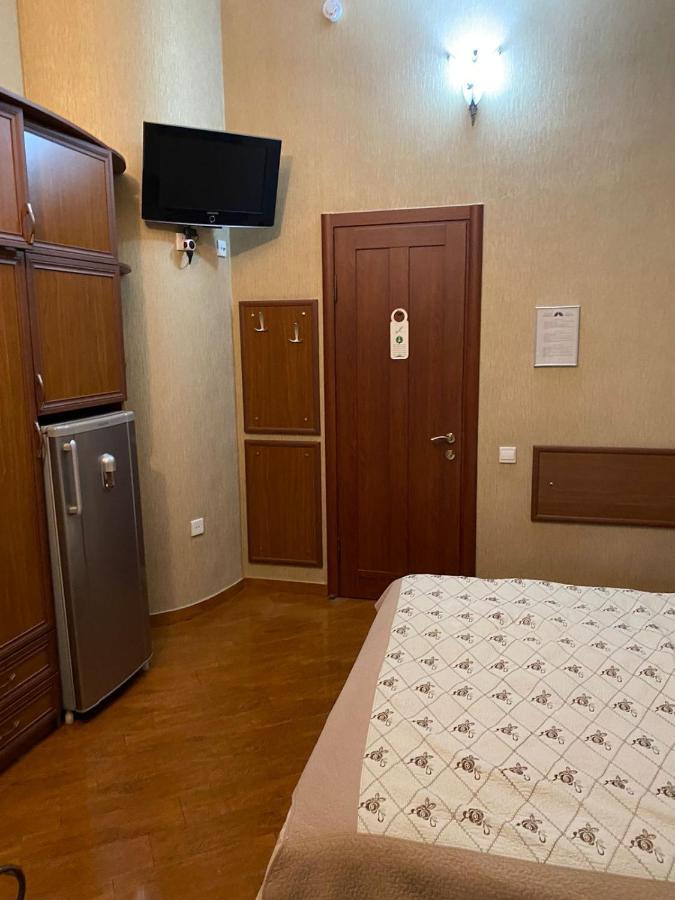 Hotel Pavo Tbilisi Buitenkant foto