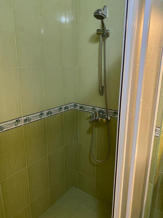 Hotel Pavo Tbilisi Buitenkant foto